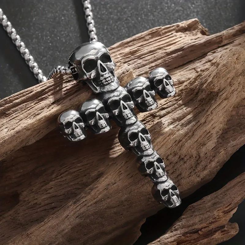 Лацнюжок Christian Gothic
