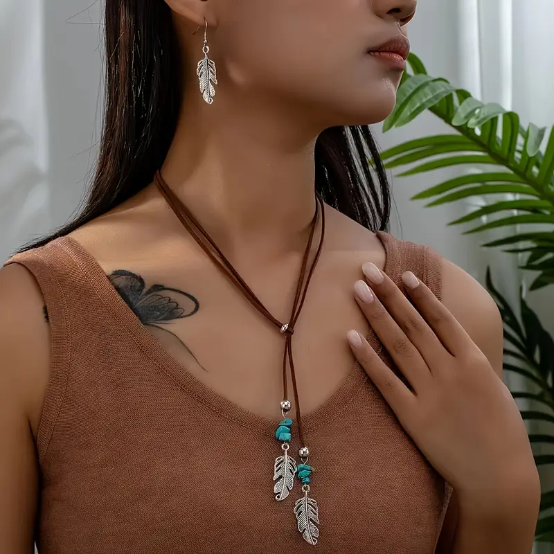 Намисто з підвіскою