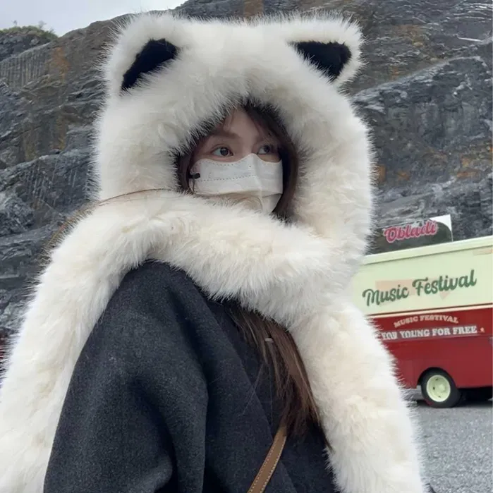 Шапка жіноча зимова